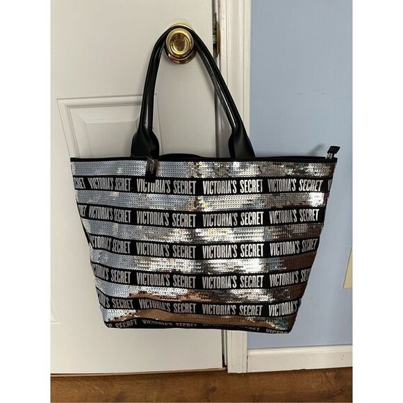 Victoria Secret Black Silver Sequin Large Zipper Tote Bag Style #11145312 - Picture 1 of 8